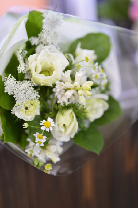 お供え花束　3000円（税別）