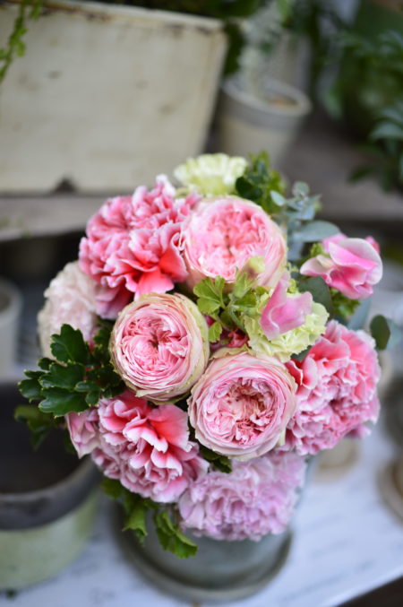 お祝い　花束　5000円（税別）