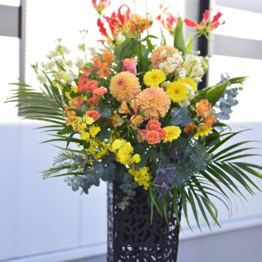 スタンドフラワー 15000円(税別)