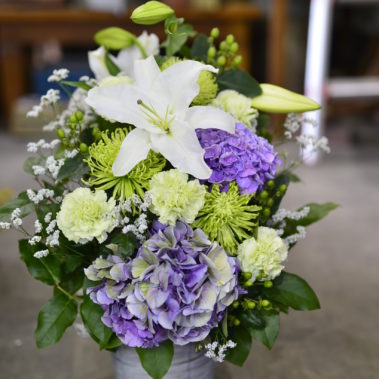 お供え　アレンジ　6000円（税別）