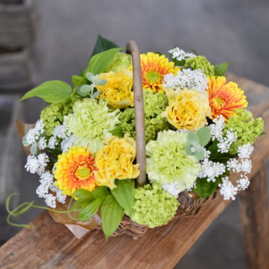 誕生日　アレンジメント　4000円（税別）