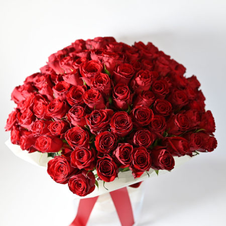 100本のバラの花束