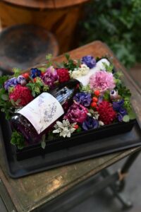 お酒と花