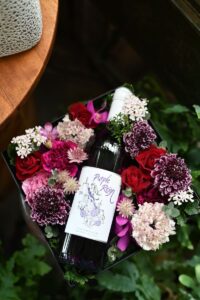 お酒と花